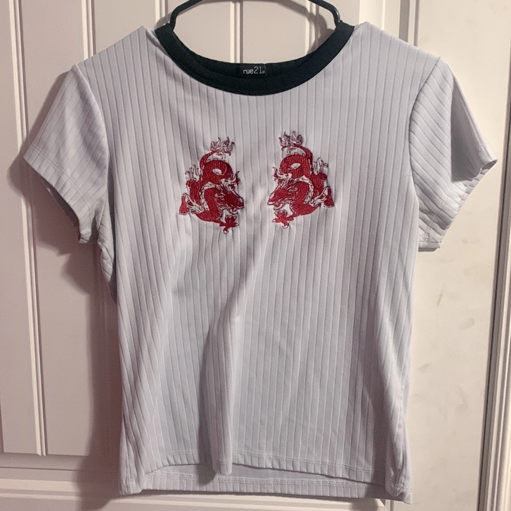 rue 21 kids size xl white shirt with red dragons